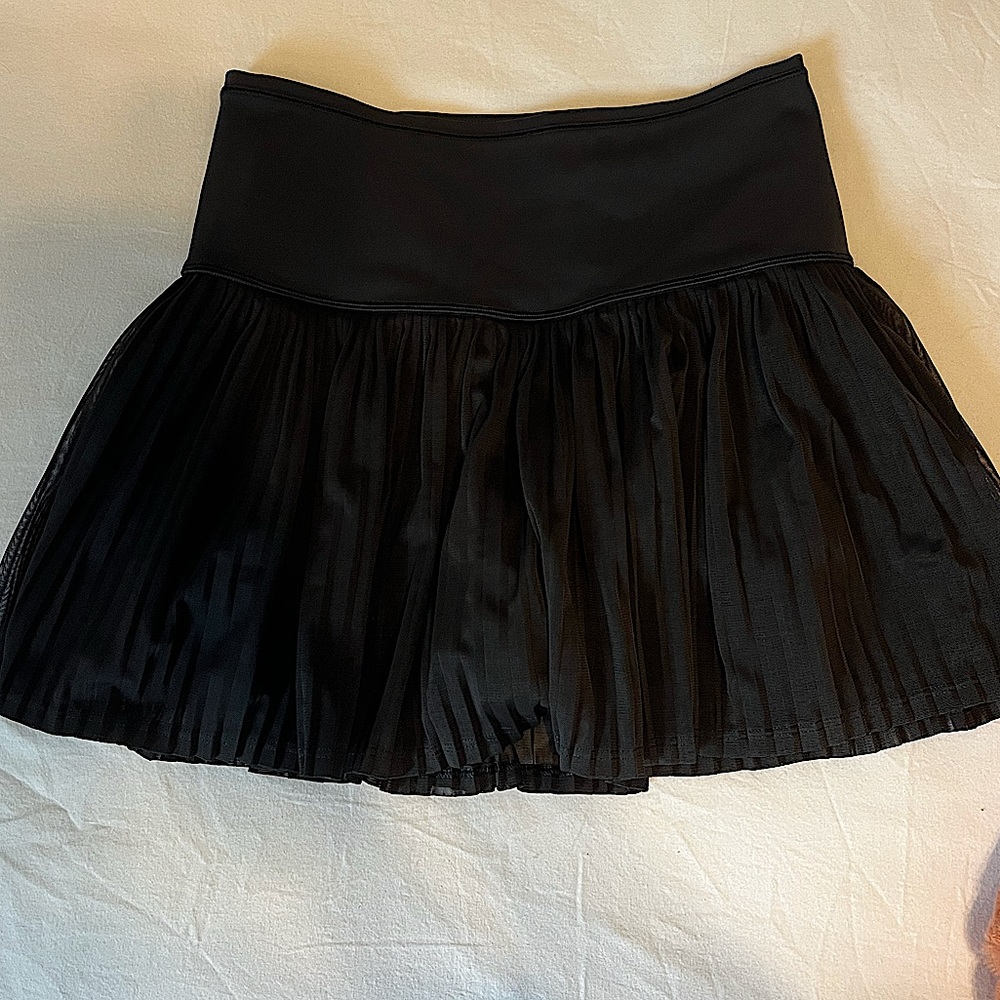 Athleta A-Game Mesh Skort in Black, Size XS